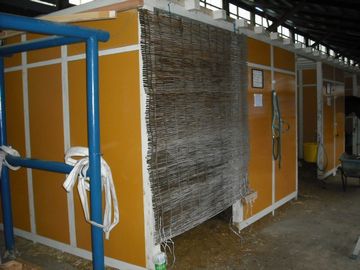 手づくりの馬房